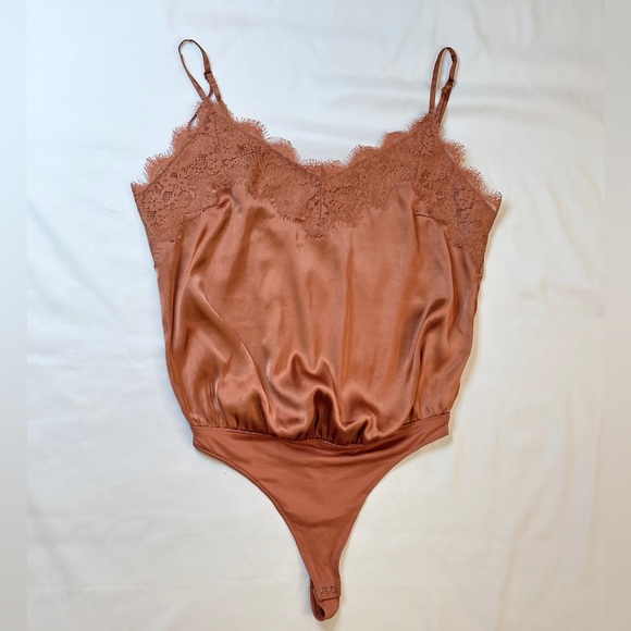 Abercrombie & Fitch Satin/Silk Lace Trim Bodysuit - Rose Gold - M - Picture 5 of 10